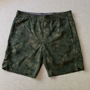 Mirage Men’s Green Camouflage Shorts